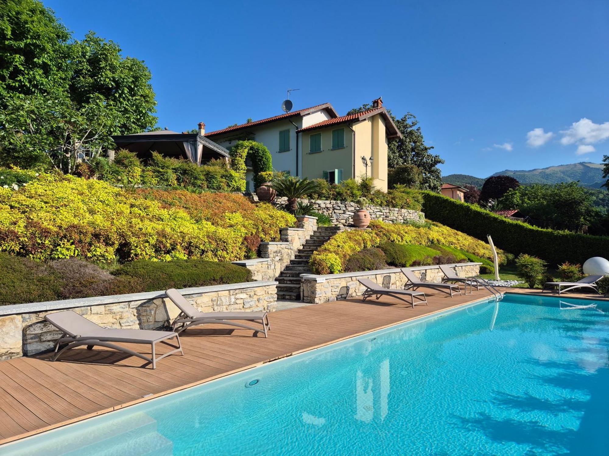 Casale Raffaello B&B Como Albese Con Cassano Kültér fotó